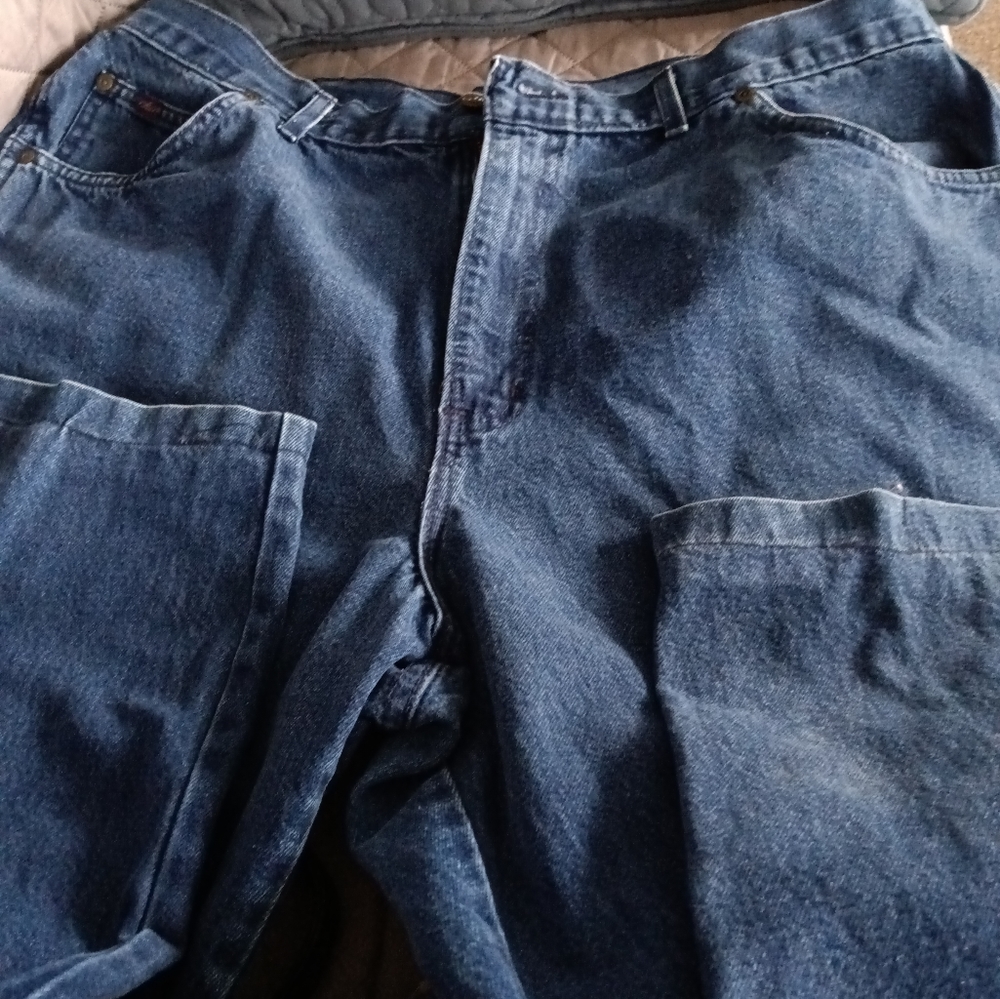 Jeans - Picture 2 of 8